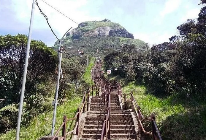 Sri Lanka – Sr 6