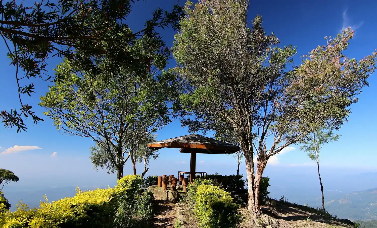 Beautiful Sri Lanka – Voyager Lanka Tours