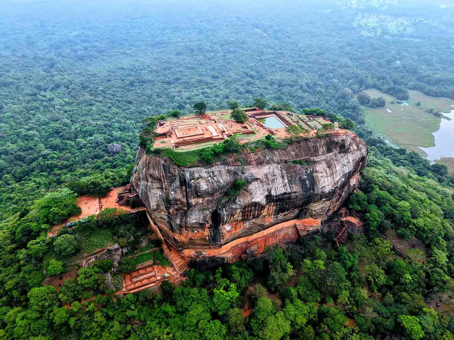 Beautiful Sri Lanka – Voyager Lanka Tours